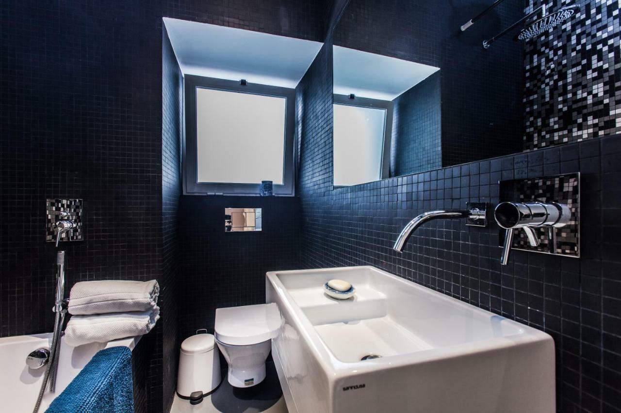 Renovated Apart With Private Courtyard, By Timecooler Lisboa Kültér fotó