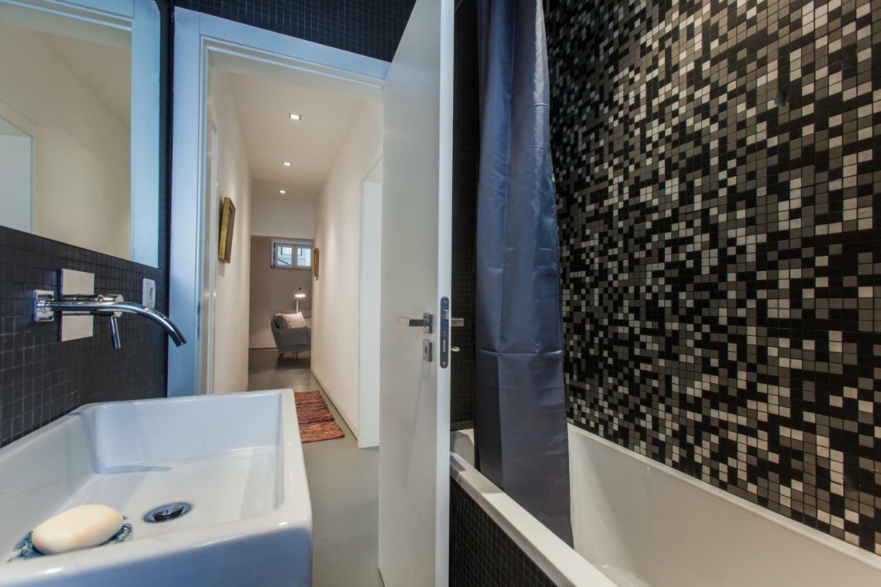 Renovated Apart With Private Courtyard, By Timecooler Lisboa Kültér fotó